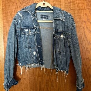 Cropped denim jacket
